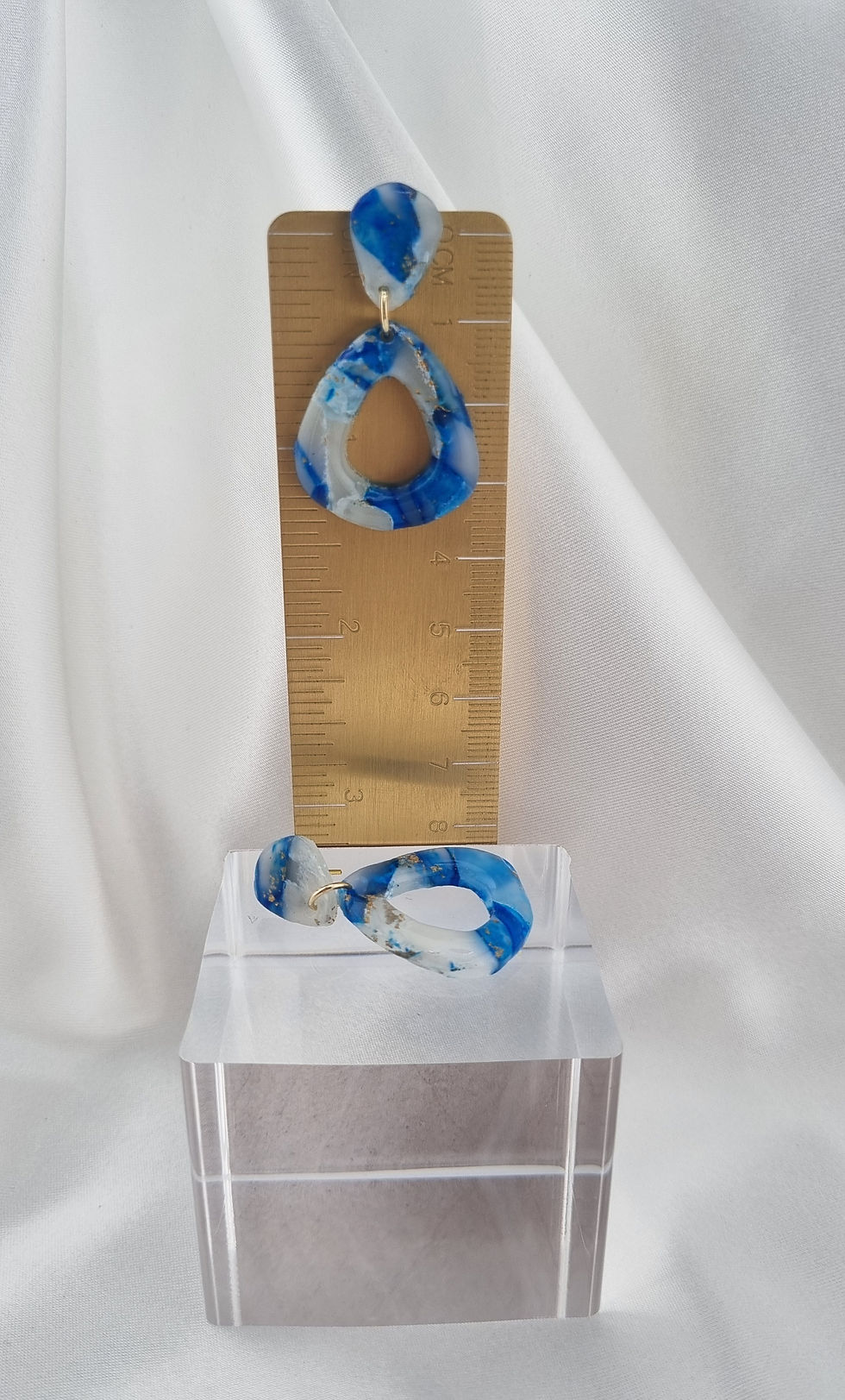 Thumbnail: Jessica Dangle Earrings - Blue Marble