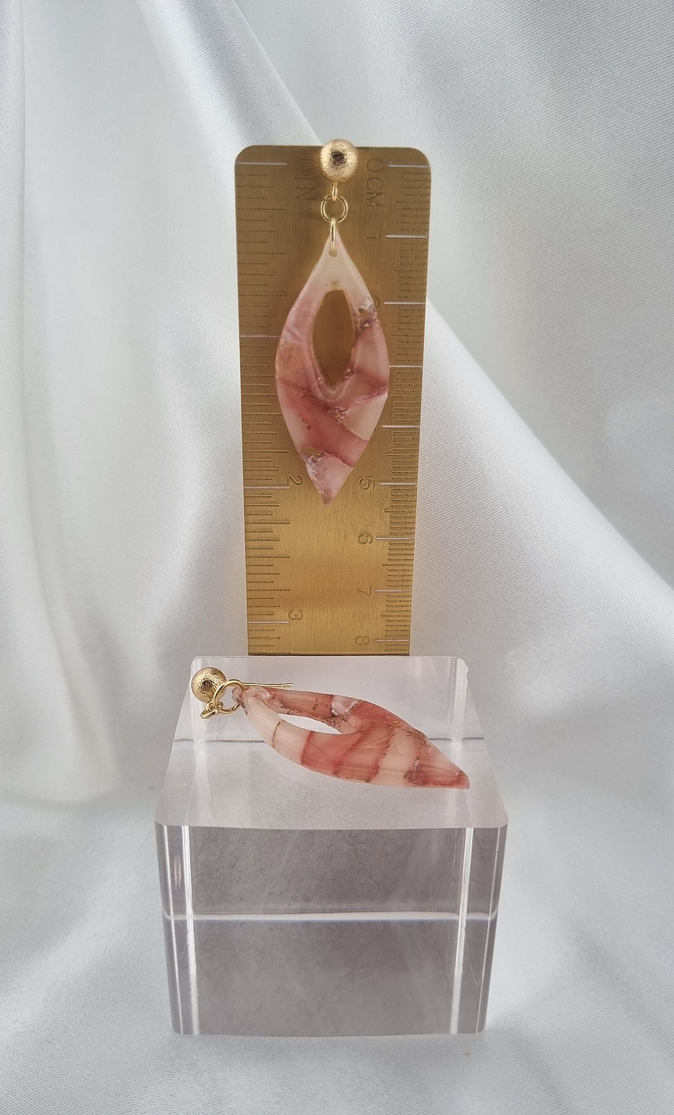 Thumbnail: Anika Ball Stud Earrings - Dusty Pink Marble