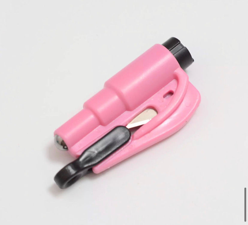 Thumbnail: Emergency Car Glass breaker and Seat Belt Cutter Key Chain