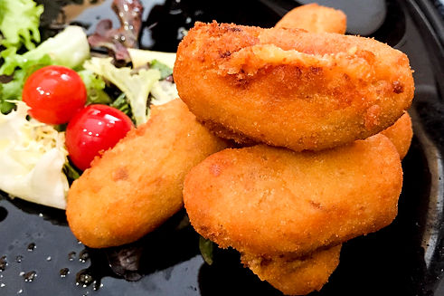 gastro bar moss, jaen. Revista Lux Moments magazine