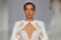 ROCIO CRUSSET. REVISTA LUX MOMENTS MAGAZINE. ROSA CLARA BBFW