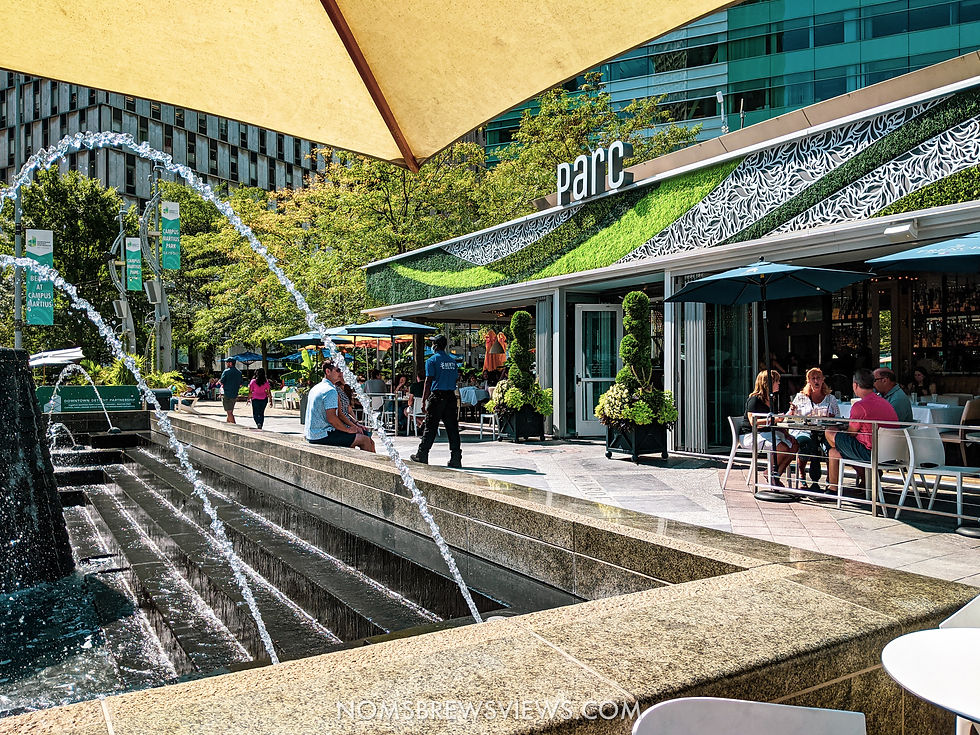 Detroit Travel Guide: Campus Martius