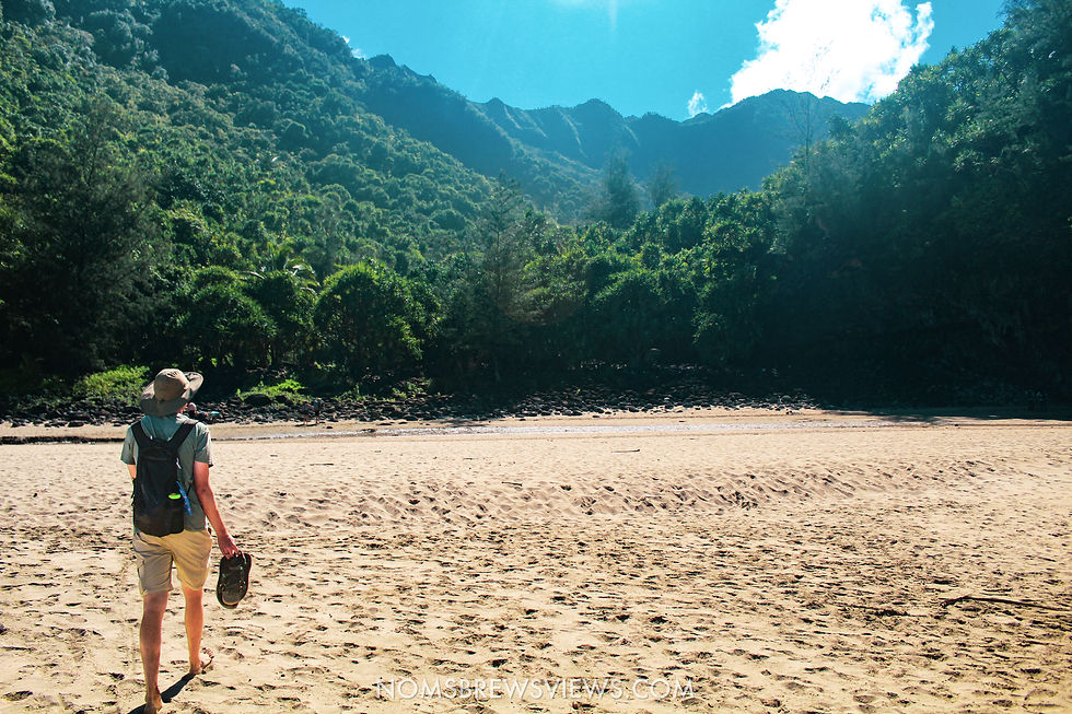 Hiking the Kalalau Trail in Kauai Hawaii