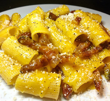 rigatoni carbonara ristorante italiano madrid la saletta fiaschetteria