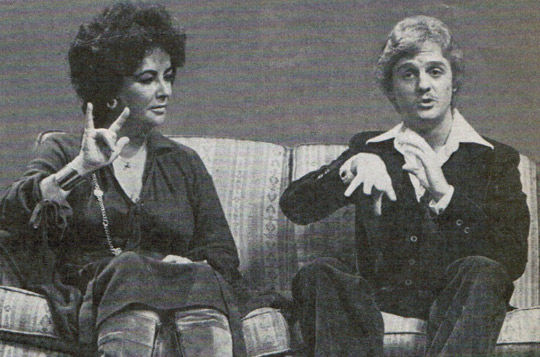 Elizabeth Taylor visiting Gallaudet College