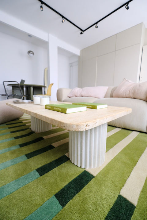 Peinture ; parquet ; bois ; design ; mobilier ; rénovation ; murs ; maçonnerie ; plafond ; cuisine ; spots ; entrée ; salle de bain ; lumière ; appartement ; maison ; plomberie ; rendez-vous ; entrepreneur