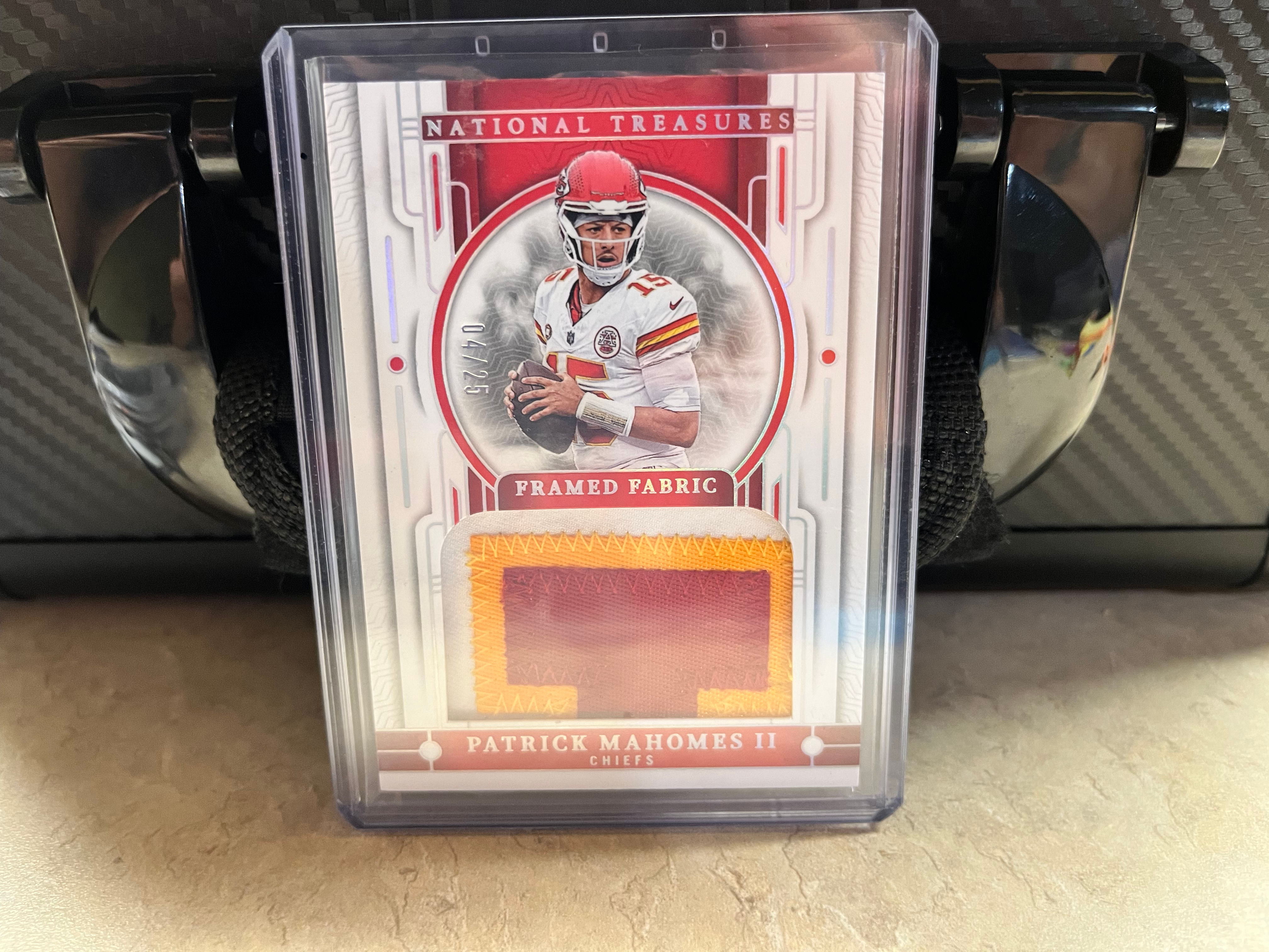 Patrick Mahomes National Treasure /25 