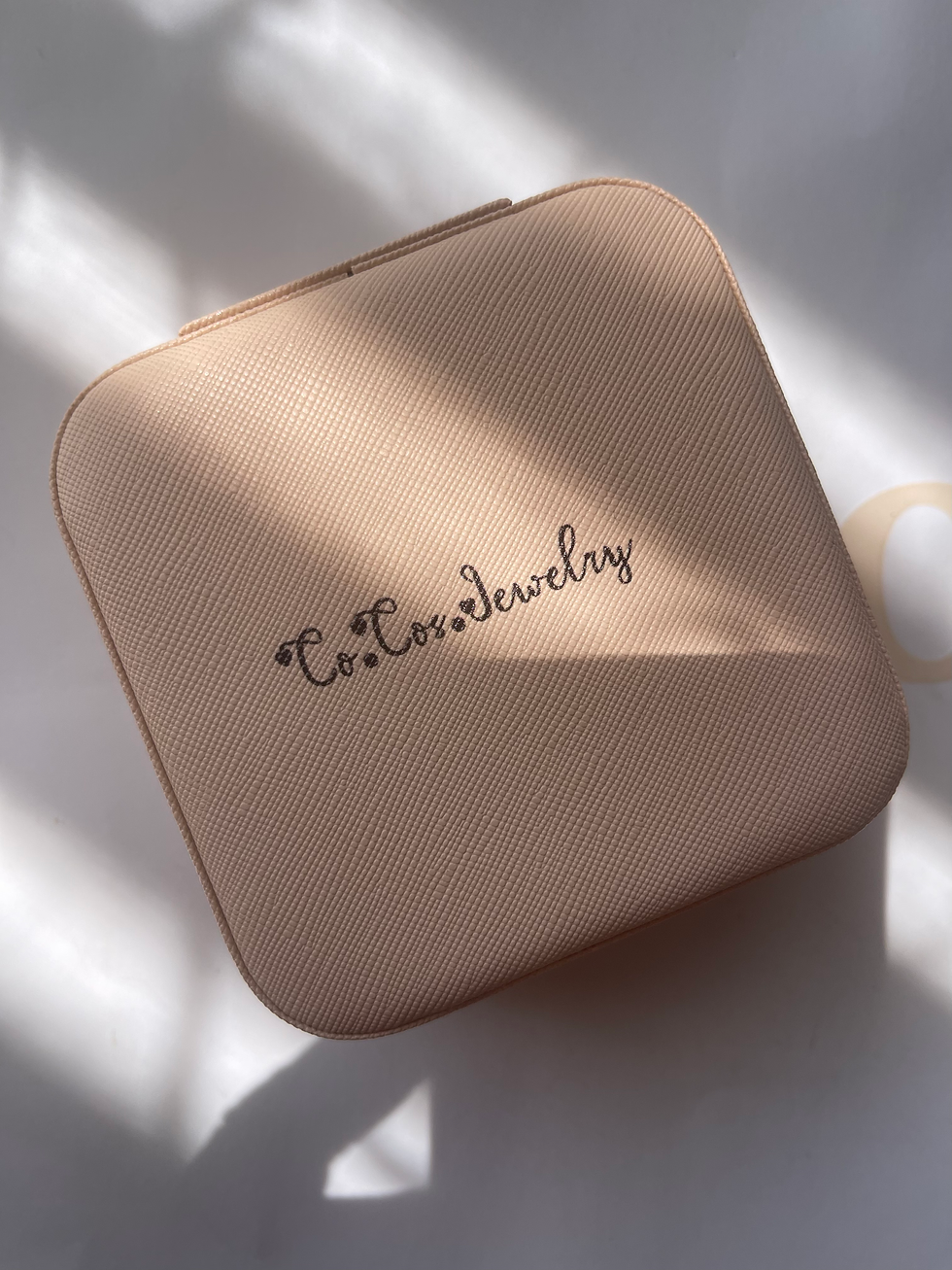 Jewelry box