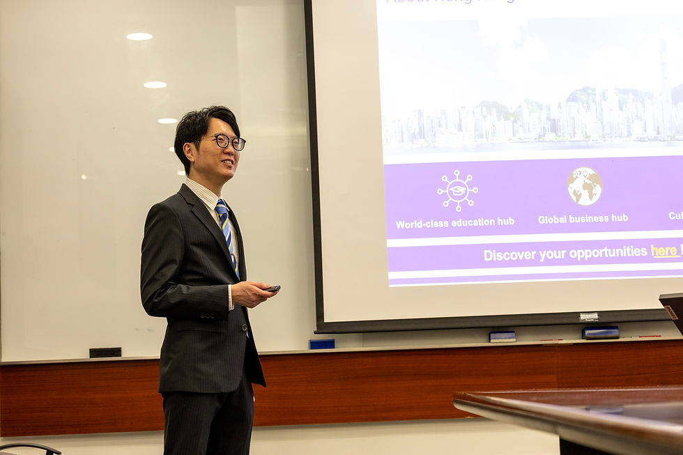 Johnny Li CUHK 李兆恆 中文大學精算研究辦公室近照