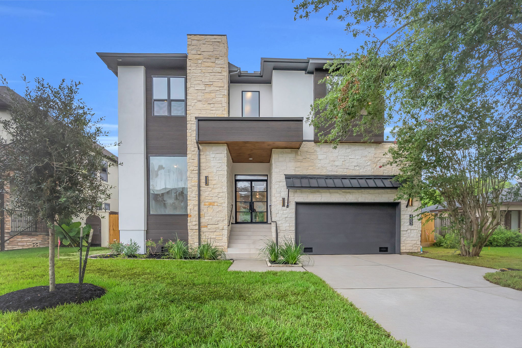Modern Home Listing — Bellaire, TX
