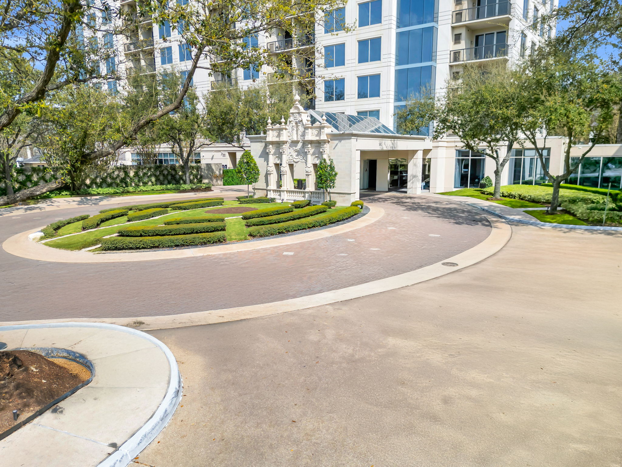 High-Rise Condo Listing — Houston, TX