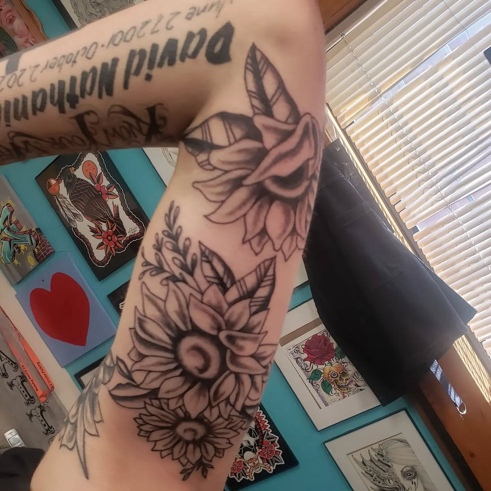 girlswhotattoogirls