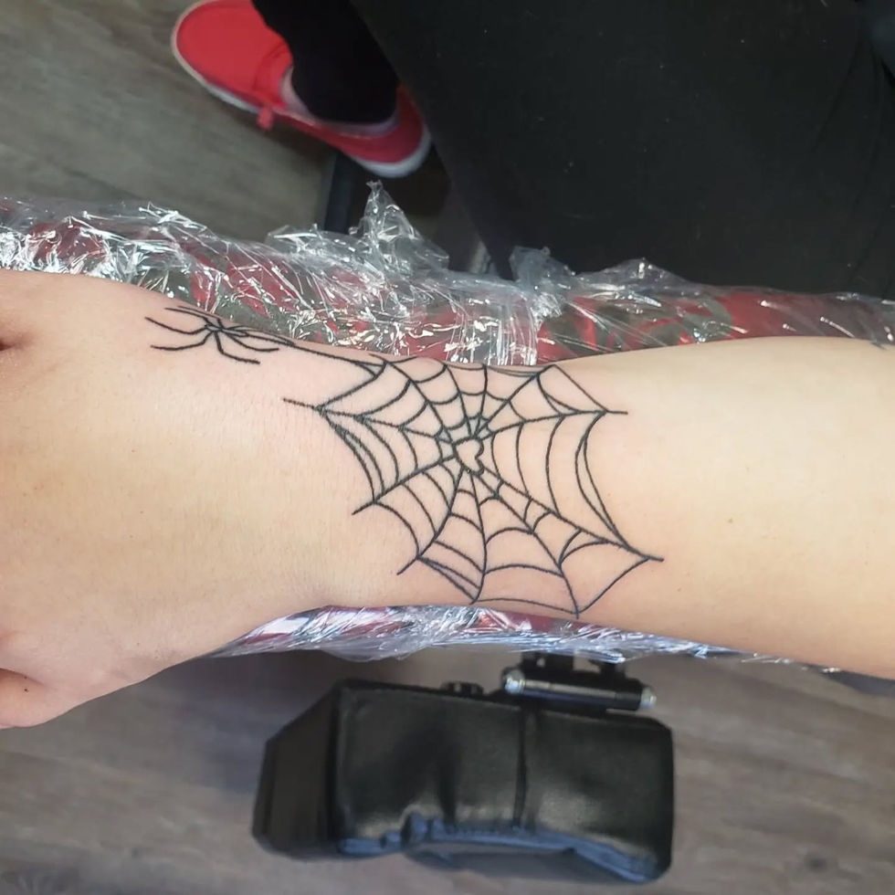 girlswhotattoogirls