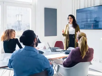 15 Considerate Ways New Hires Can Share Ideas For Improvement