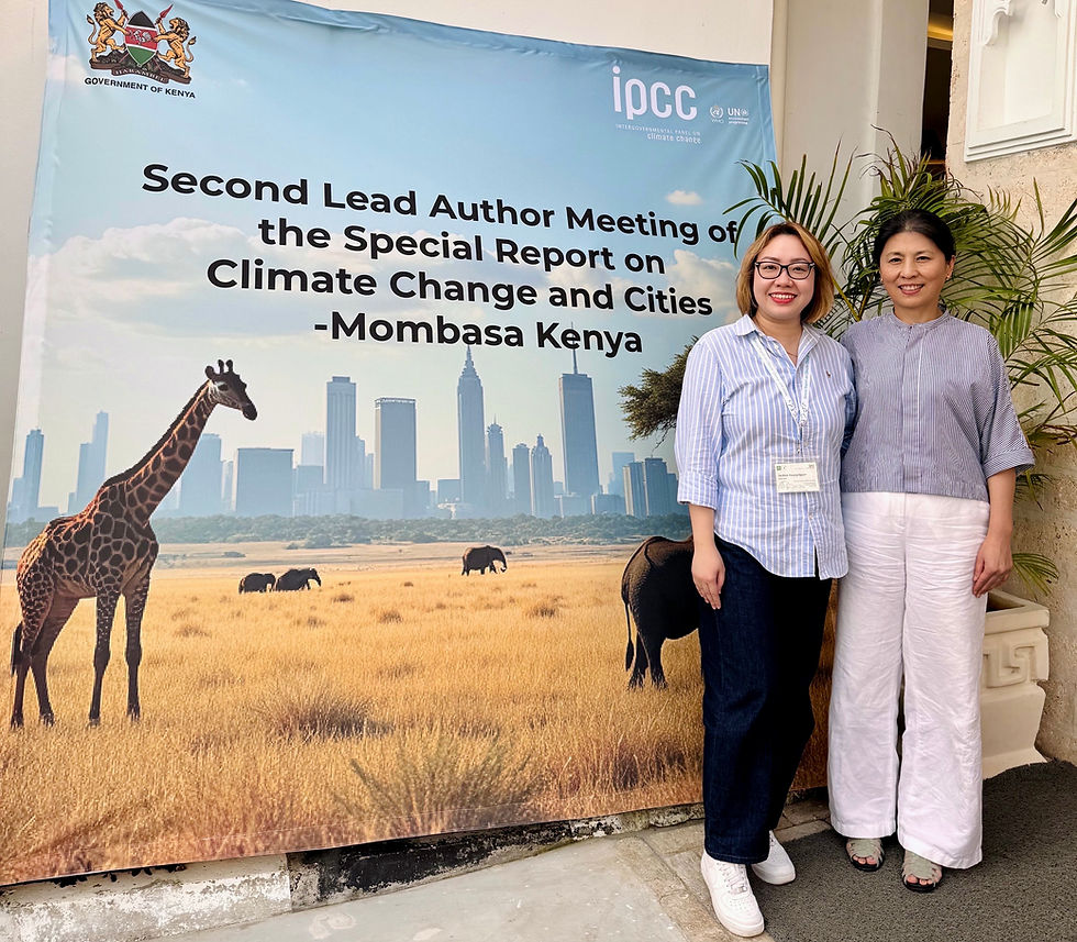 Dr. Nguyen (left) and Prox. Bai (right) at the 2nd IPCC Lead Authors' Meeting in Mombasa, Kenya (July 21st 2025)