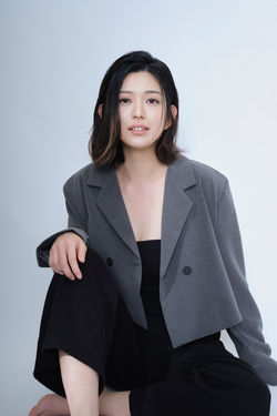 AA5A41A2-FDCB-4A6A-B262-0DE3E55DC60D