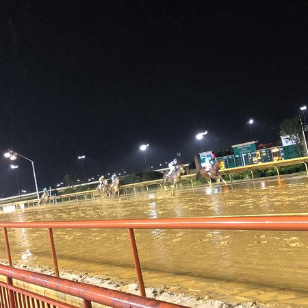 Hollywood Casino Charles Town Races And Slots