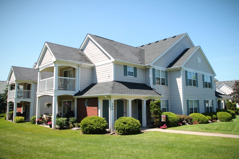 Carriage Glen PetFriendly Homes in Greece, NY