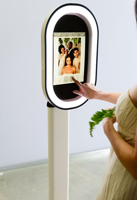 Salsa photo booth with an illuminated ring and touchscreen