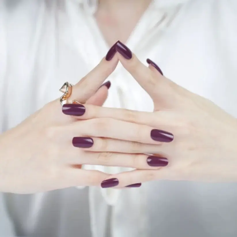 Miniaturbild: Nagelfolie Aubergine