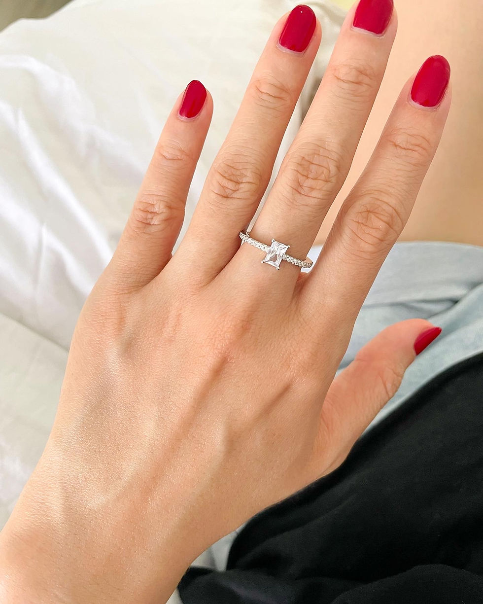 Thumbnail: Half Eternity with 0.5ct Rectangle Solitaire