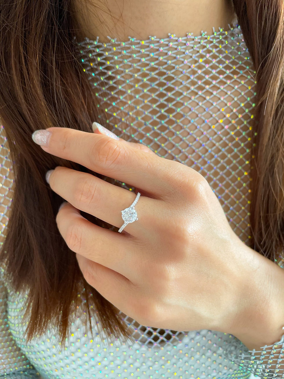 Thumbnail: 4 Claw 1.2ct Entwined Half Eternity