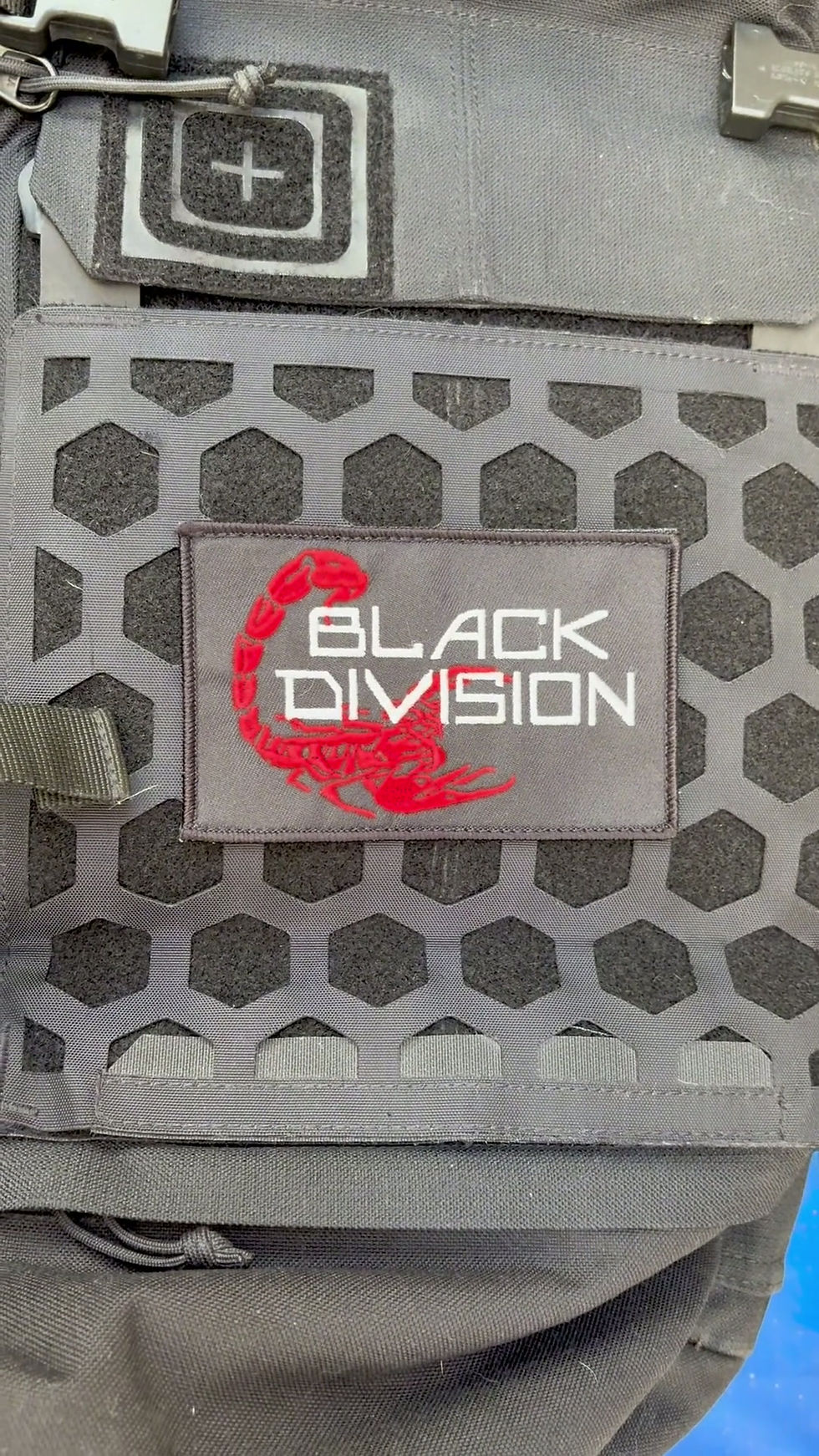 Thumbnail: The Wedge Black Division Patch From Icebreaker Escape From Tarkov on backpack