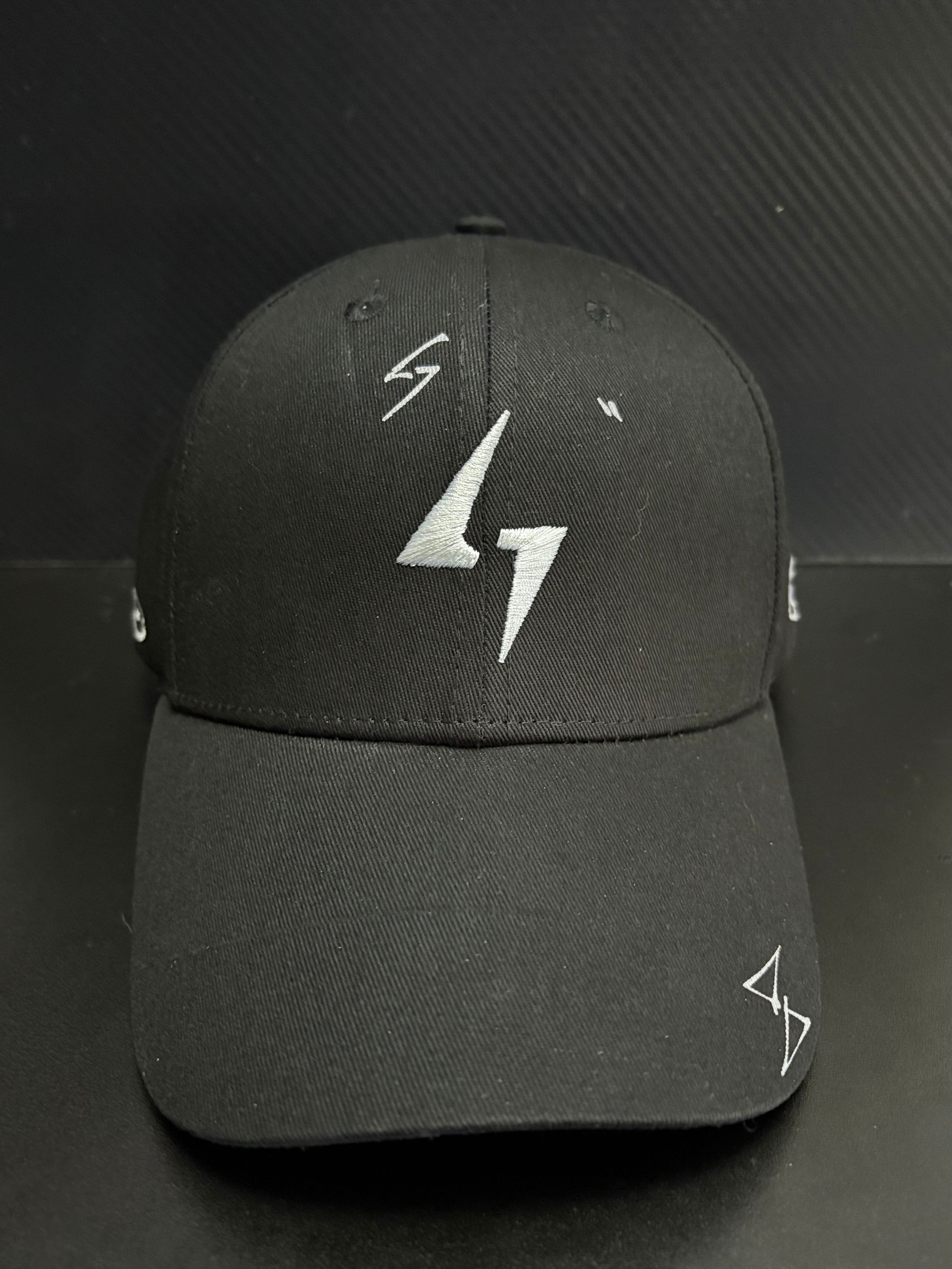 Cultist Tactical Cap front view with embroidered lightning symbol inspired by Escape from Tarkov cultists