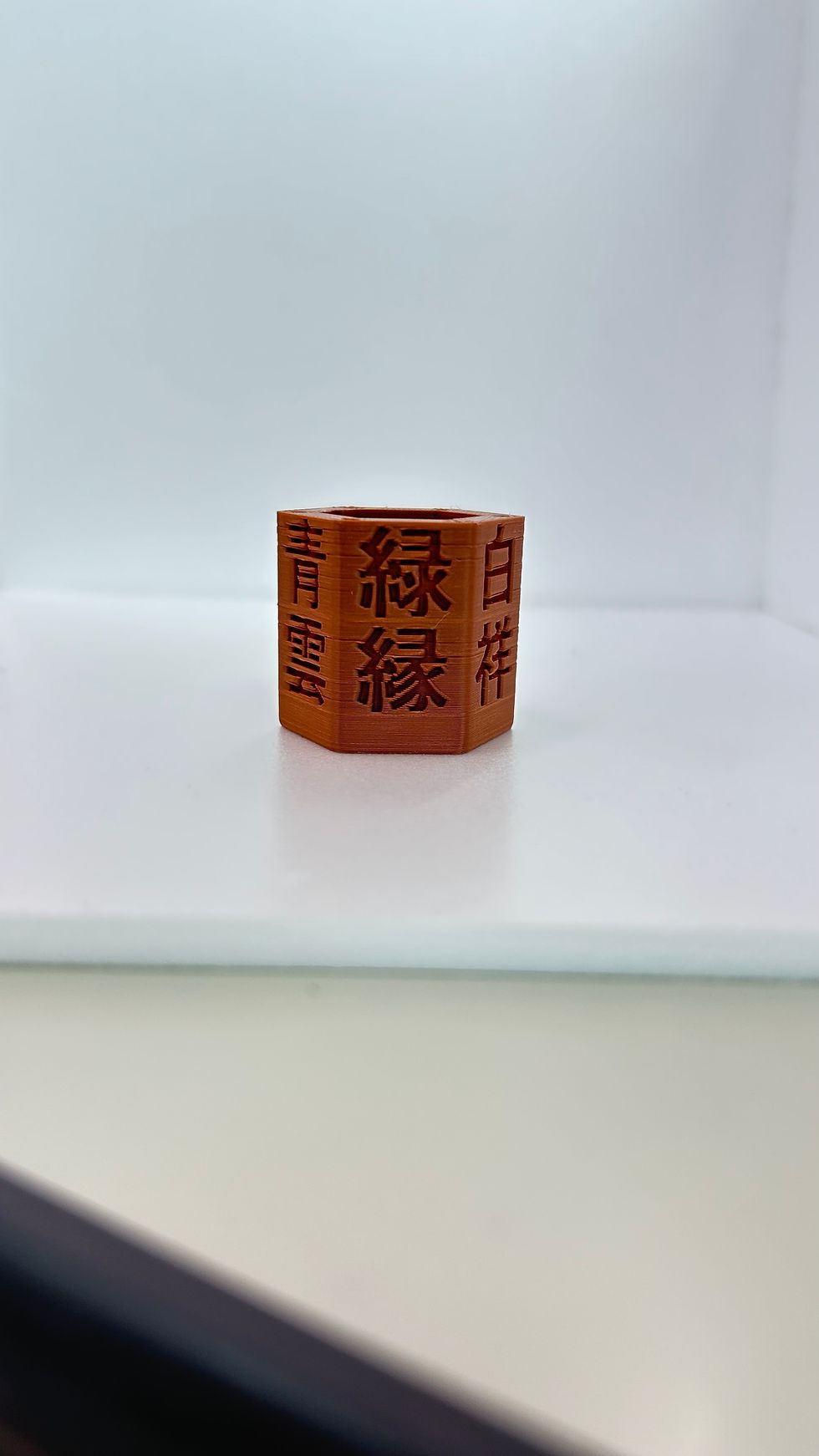 利用者さんがデザインした3Dプリント作品『開運おみくじ』