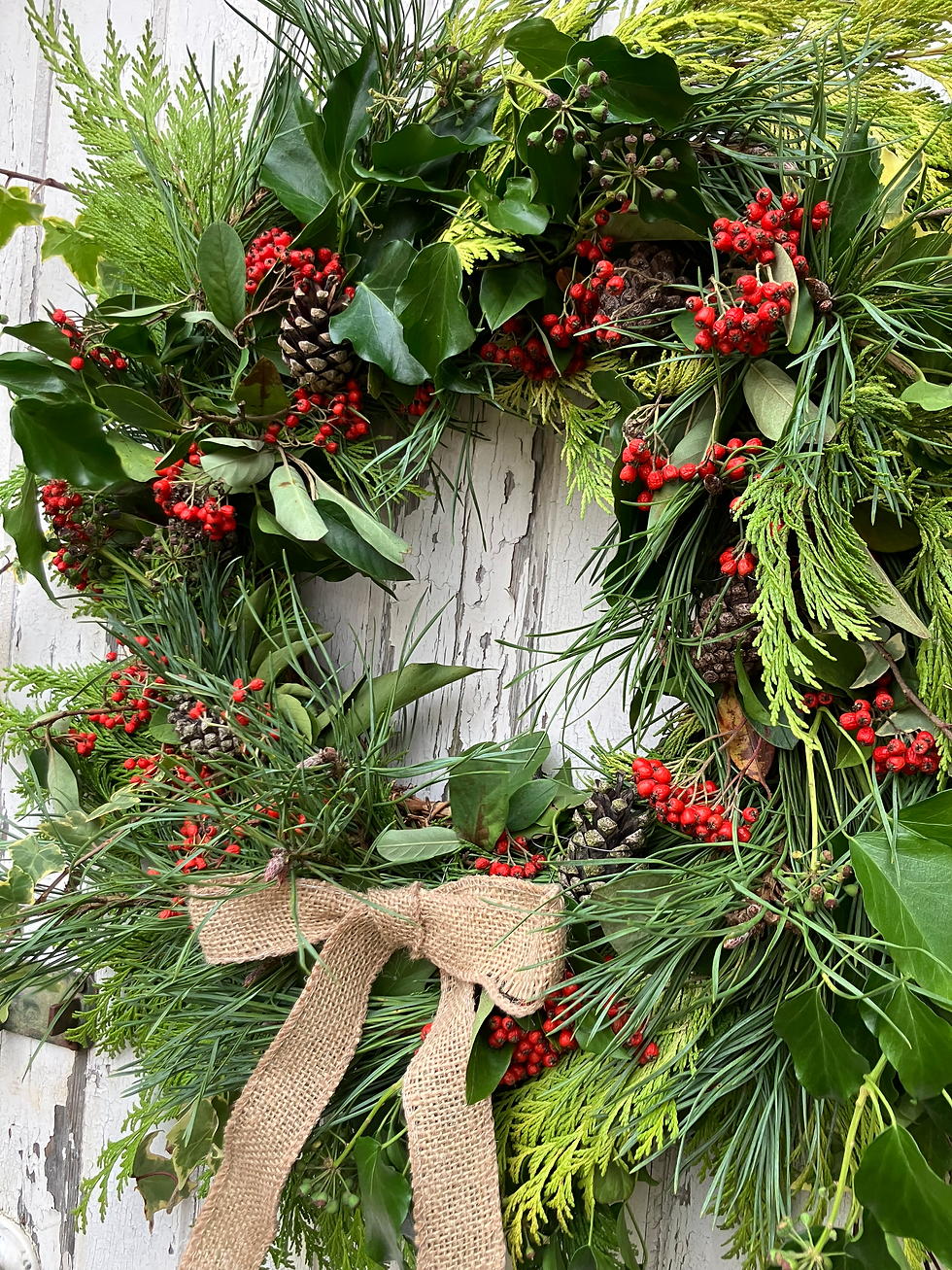 Thumbnail: Traditional wreath with hessian ribbon