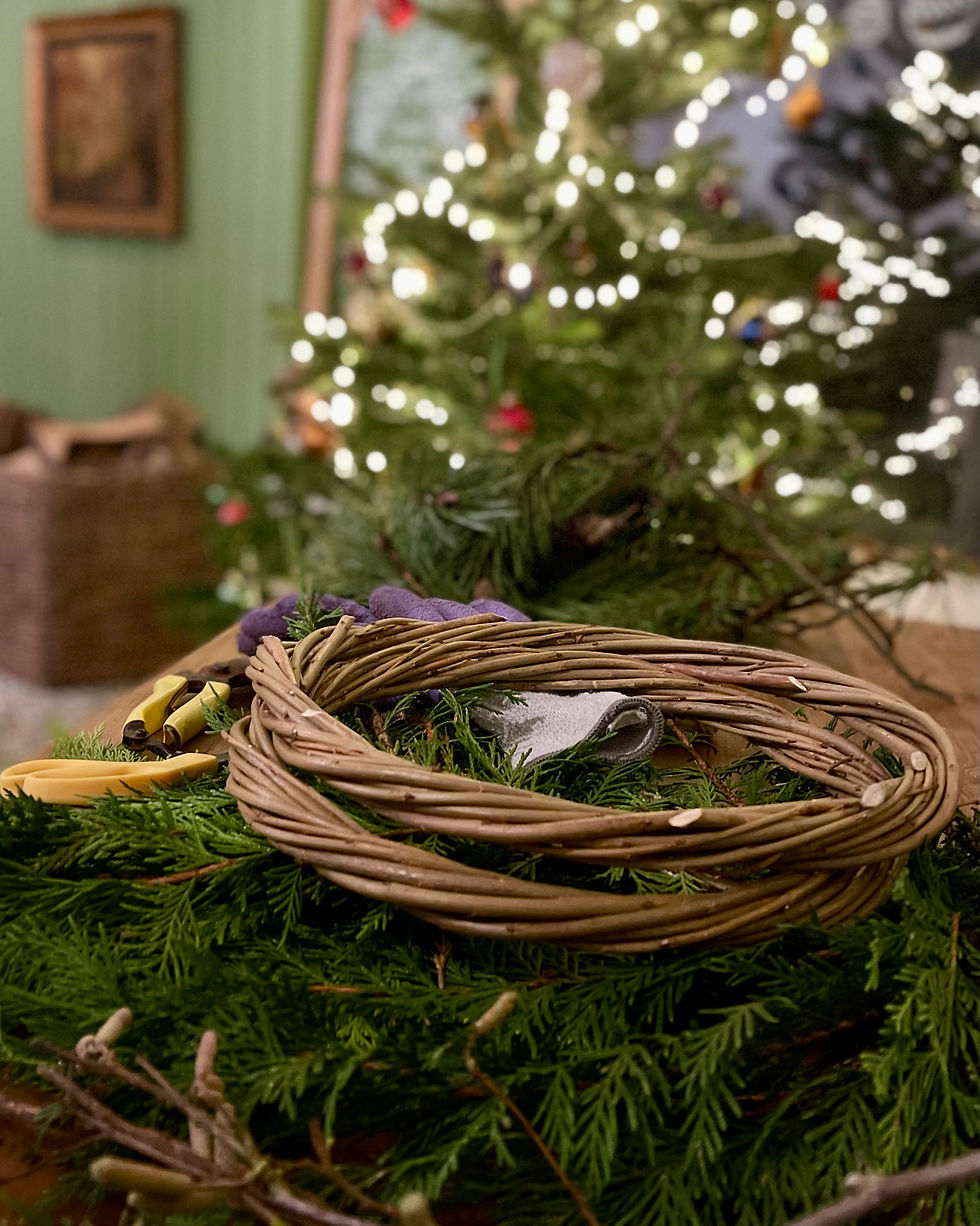 Christmas wreath making workshop near Midsomer Norton