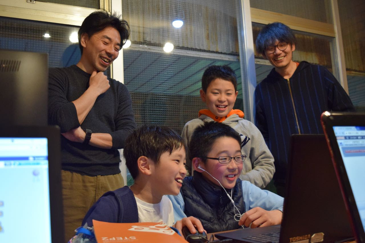 プログラミング無料体験授業 対象:小学生(3年生以降)〜中学生の外観