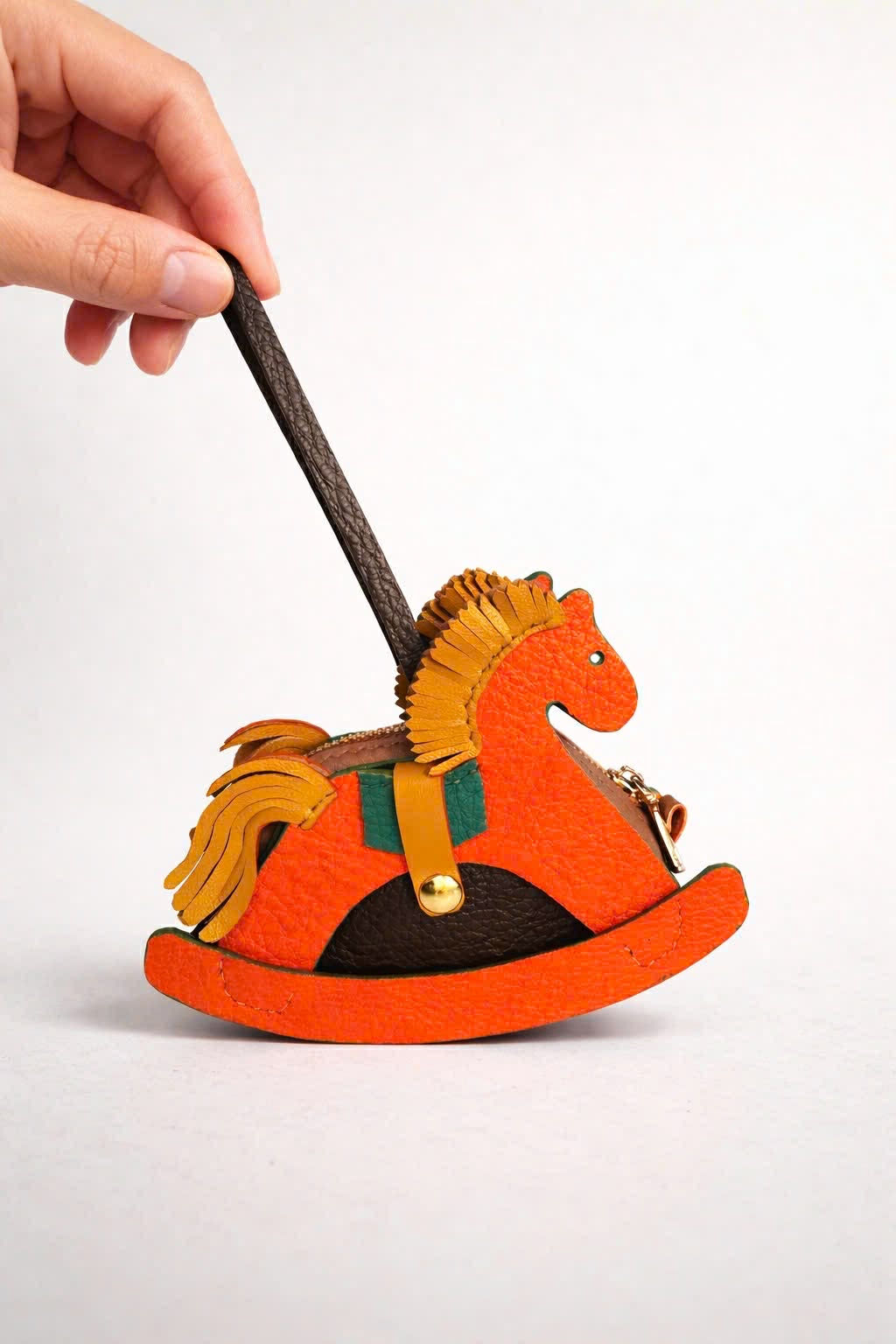 An Dao Mã - Charm ví