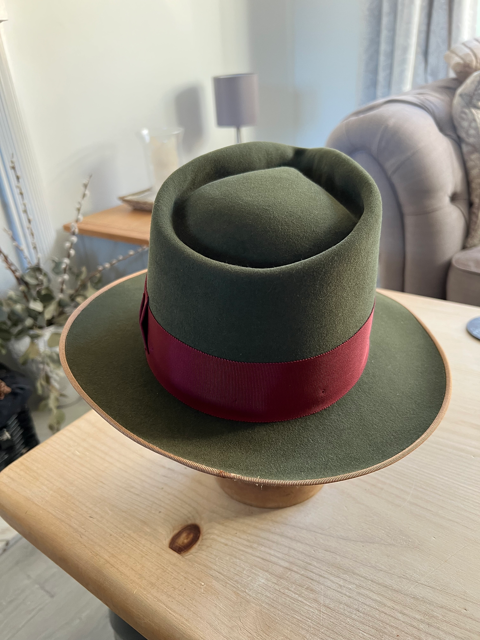 Thumbnail: Green 100% Rabbit Fur Felt Fedora, Size 60 cm