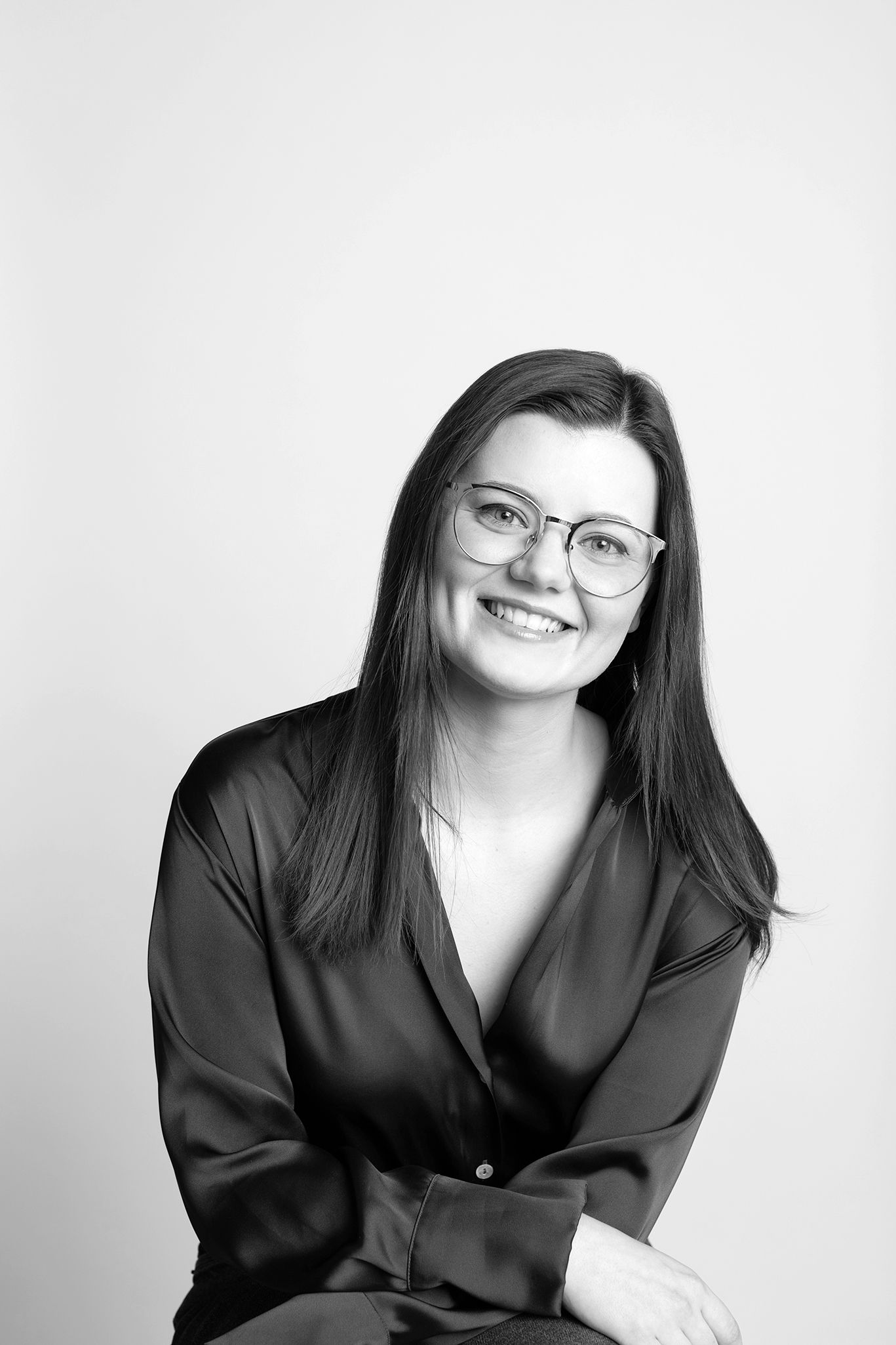 Grace DeWald Headshot copy_edited.jpg