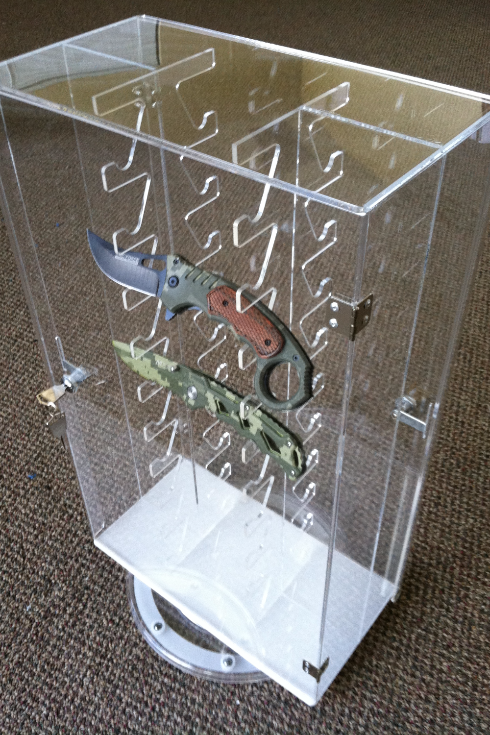 ACRYLIC KNIFE DISPLAYS ROTATING & LED