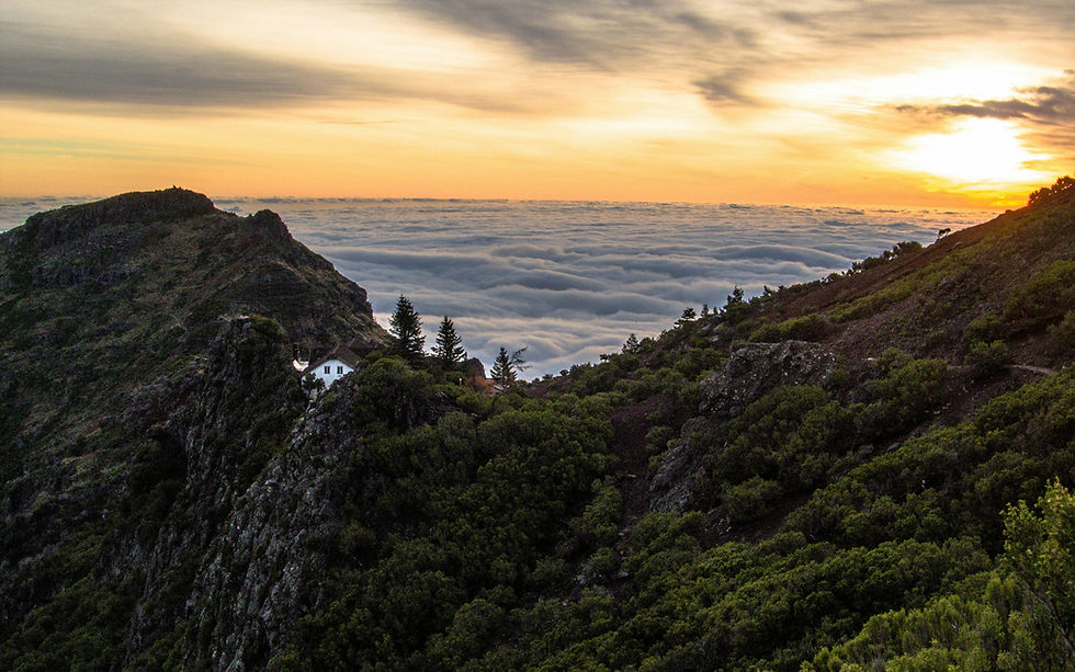Pico do Arieiro at sunrise