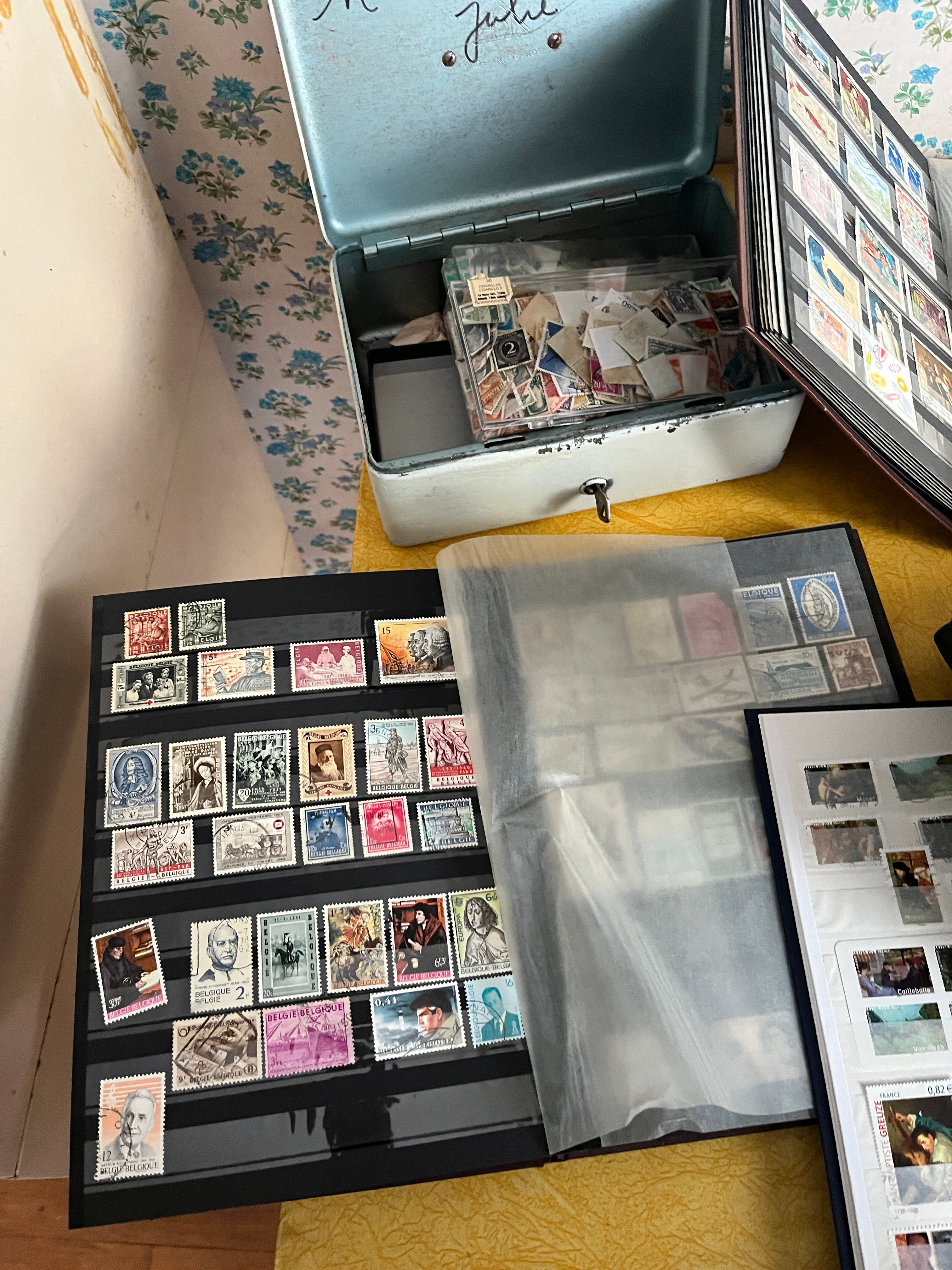 Collection de vieux timbres