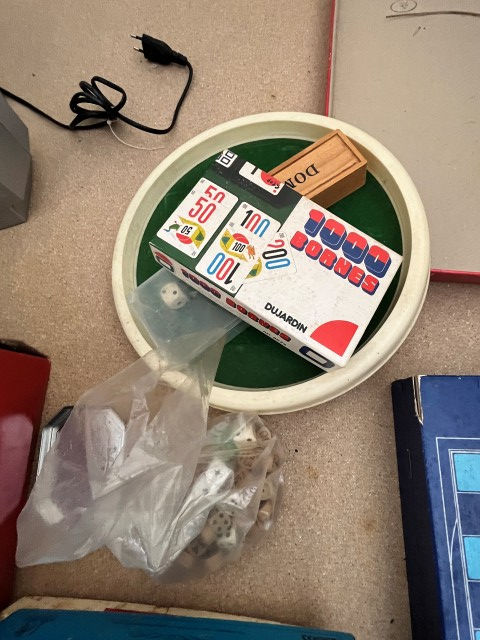 Plusieurs jeux de société