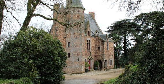 Le charme des propriétés du Cellier : architecture ancienne et parc arboré, une escale de prestige au cœur du vignoble nantais.