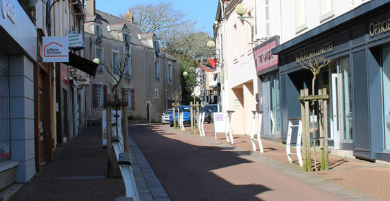 ruelle-centre-historique-pornic-architecture-traditionnelle-loire-atlantique