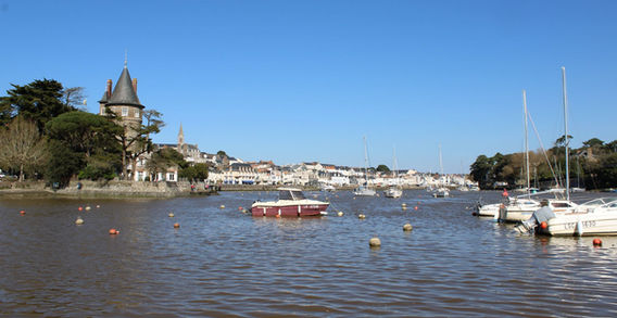 vue-panoramique-port-pornic-chateau-voiliers-cote-de-jade-loire-atlantique