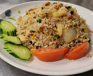 Pineapple Fried Rice_edited_edited.jpg