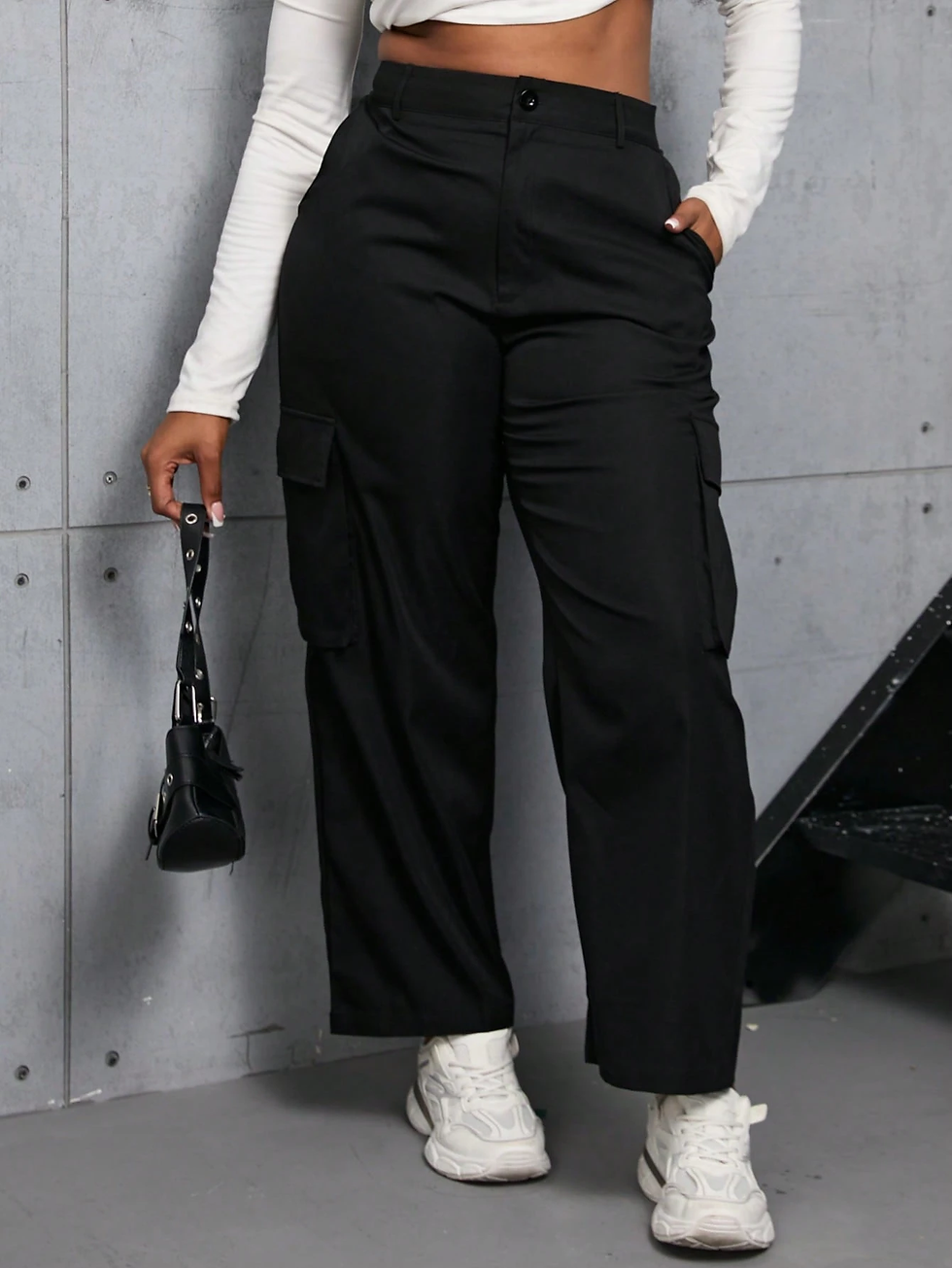 Thumbnail: Woman wearing black cargo pants