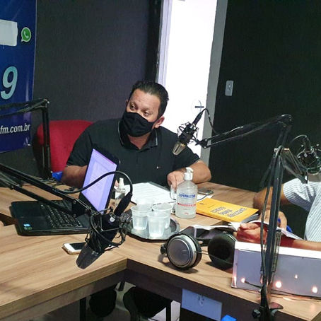 Vereador Olimpio Oliveira se coloca contra uso de banheiros em escolas pela "ideologia de gênero"