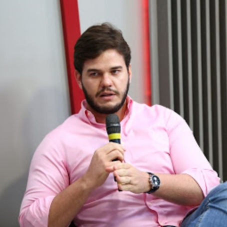 Bruno Cunha Lima nomeou dez novos médicos nas unidades básicas de saúde em Campina Grande