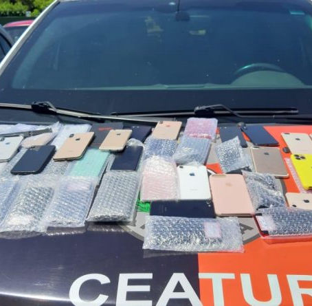 Polícia intercepta fuga de suspeitos de assalto e recupera mais de 40 celulares roubados na Capital