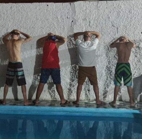 Polícia Militar encerra festa clandestina na zona sul da Capital que reunia em torno de 50 pessoas 
