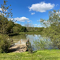 Une terrasse au bord de l'eau