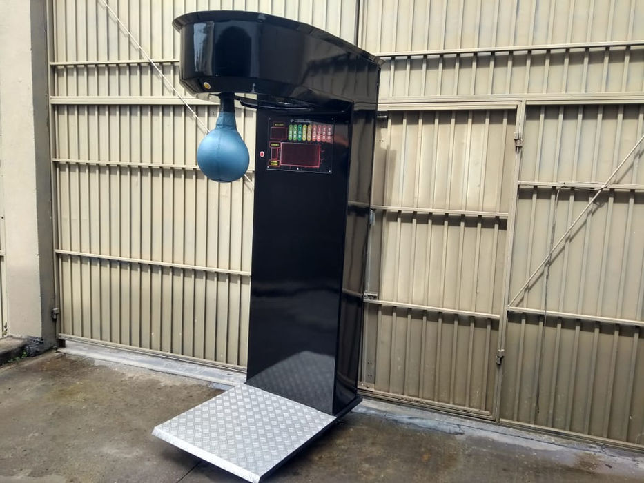 simulador de boxe, simulador de soco, maquina de soco, maquina de boxe, iboxer, simulador de força